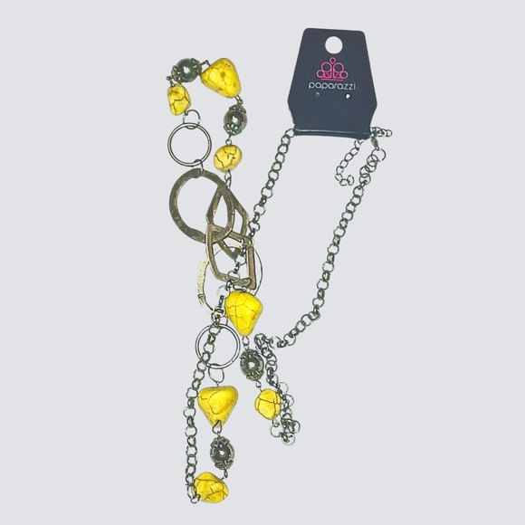 Paparazzi necklace NWT yellow and silver long - Picture 2 of 10